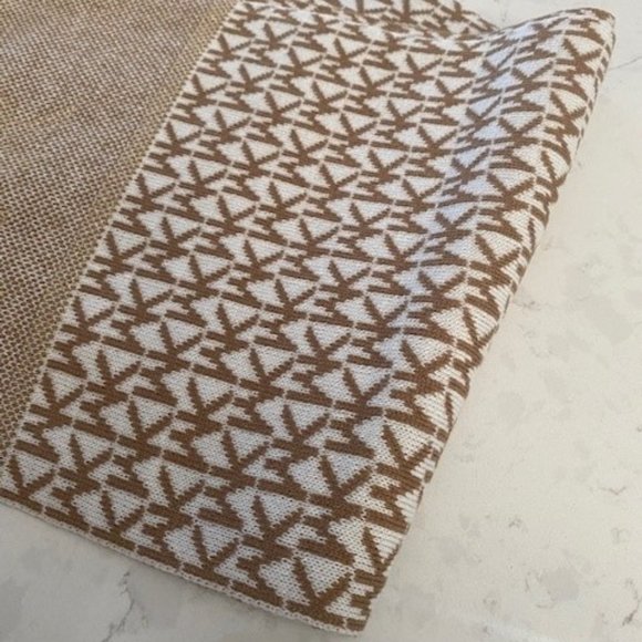 NWT Michael Kors Monogram Scarf - Picture 2 of 5